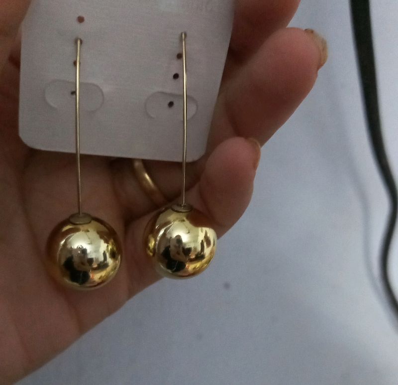 Earring