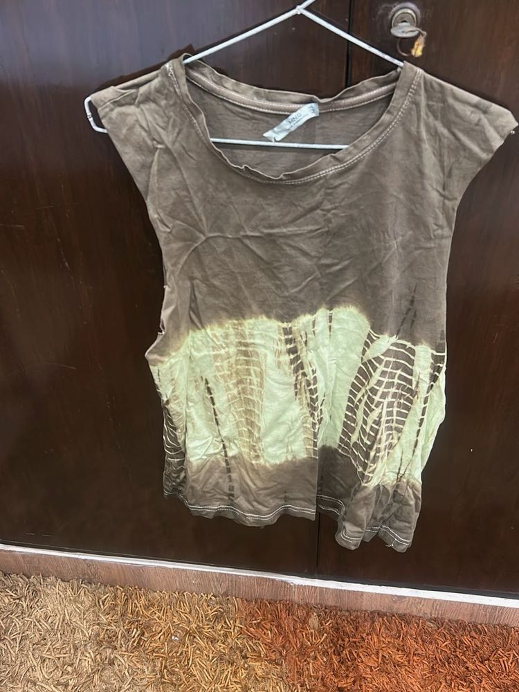 Tie-Dye Sleeveless T-Shirt