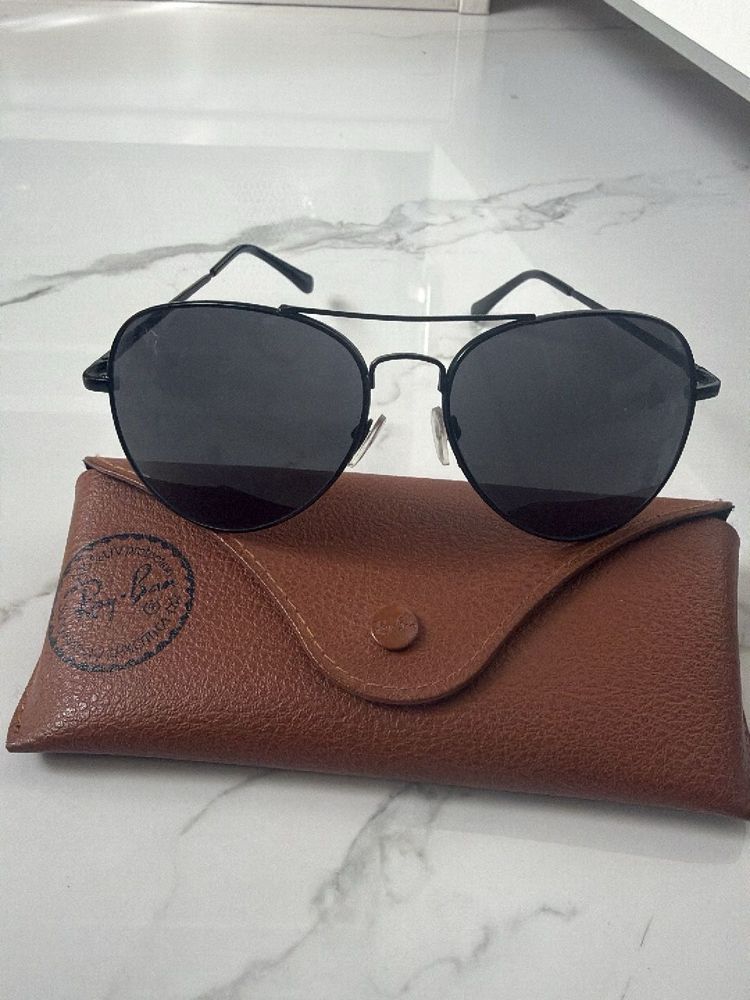 Ray-Ban Aviator Sunglasses