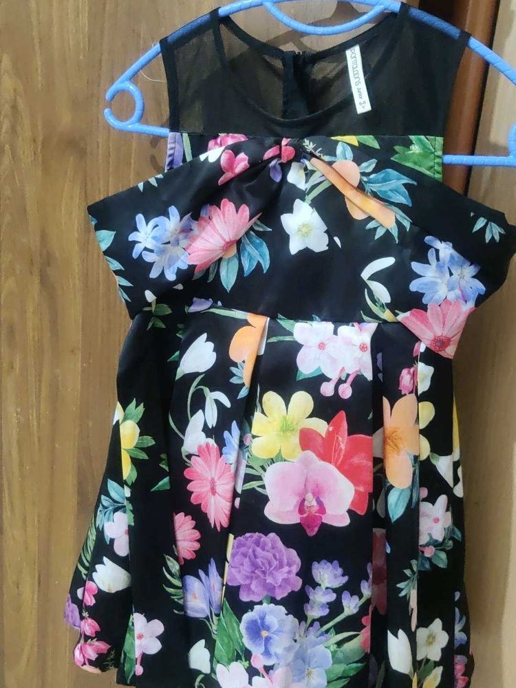 Chic Floral Print Dress