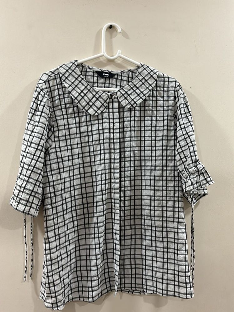 Chic Checked Collared Top