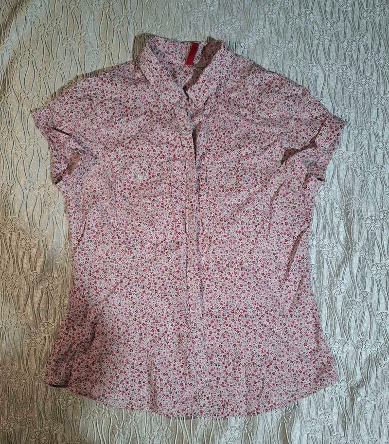 Cute Floral Print Button-Up Shirt