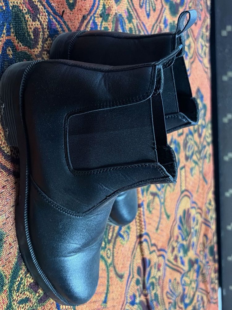 Classic Black Chelsea Boots