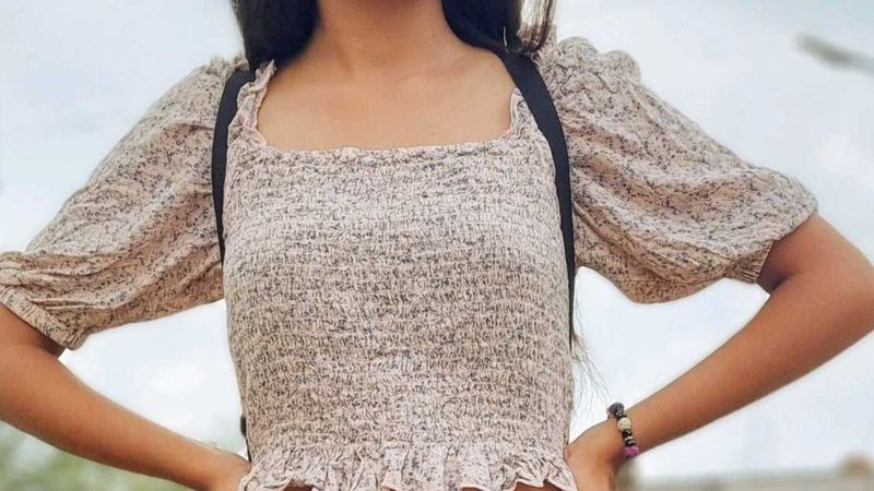 Smocked Floral Puff Sleeve Top