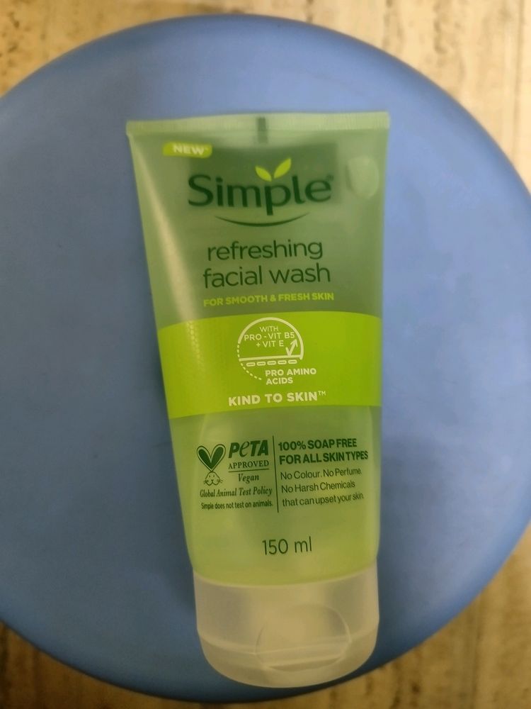 Simple Refreshing Face Wash