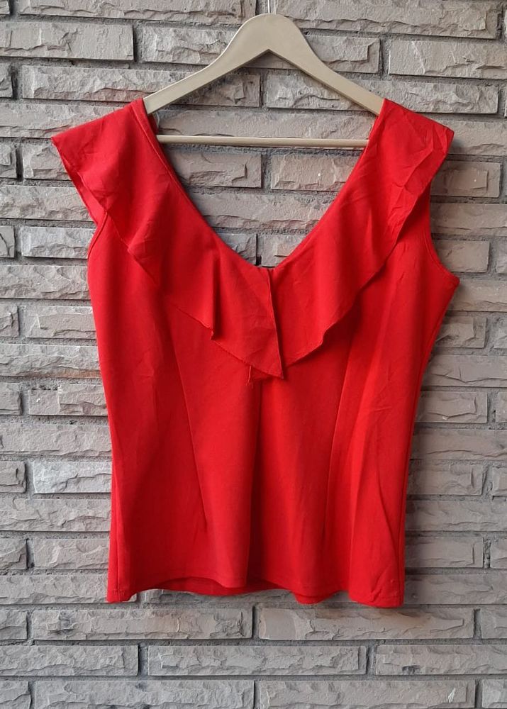 Chic Red Ruffle V-Neck Top