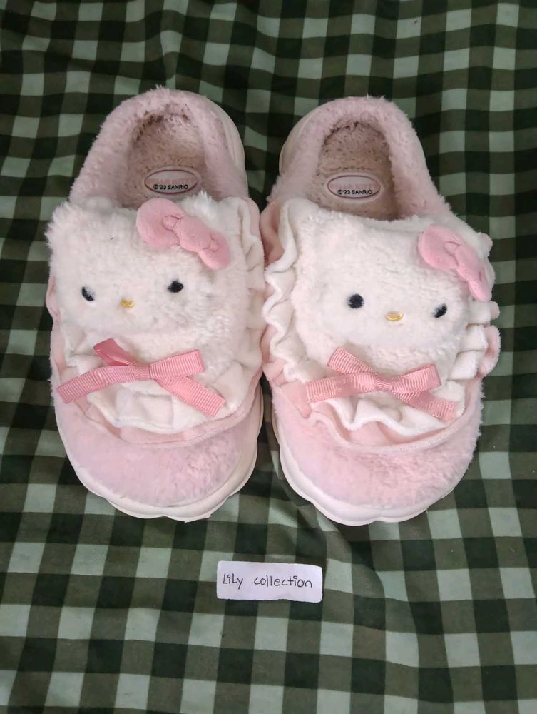 sanrio hello kitty fleece indoor room slippers