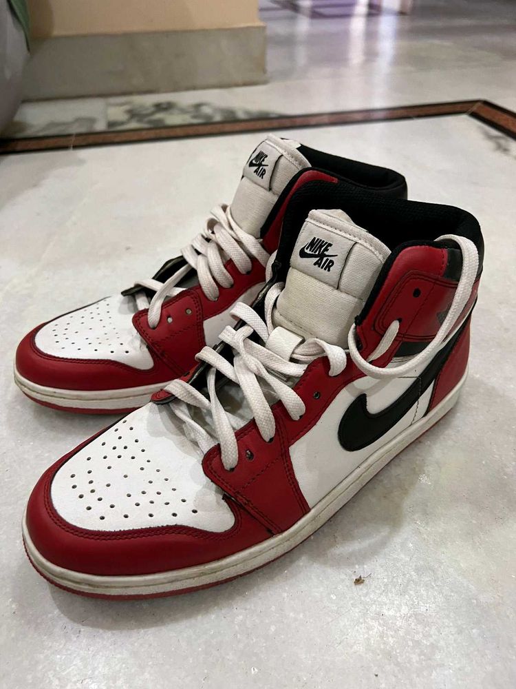 Nike Air Jordan 1