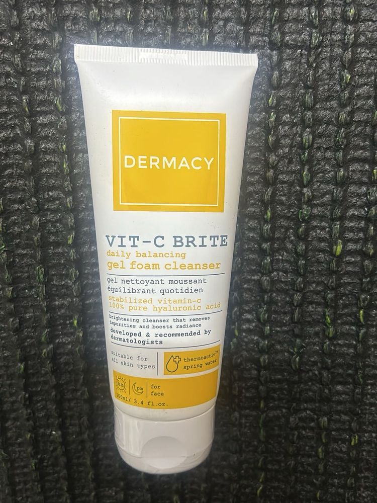 Dermacy VIT-C Brite Cleanser