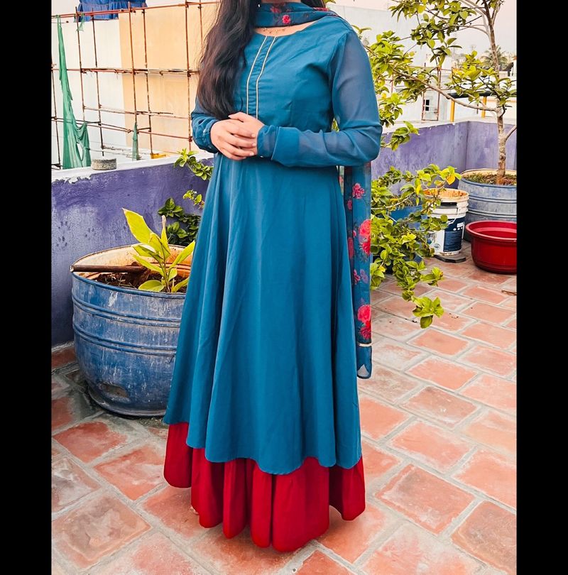 Crepe Anarkali Kurti Wit Shawl