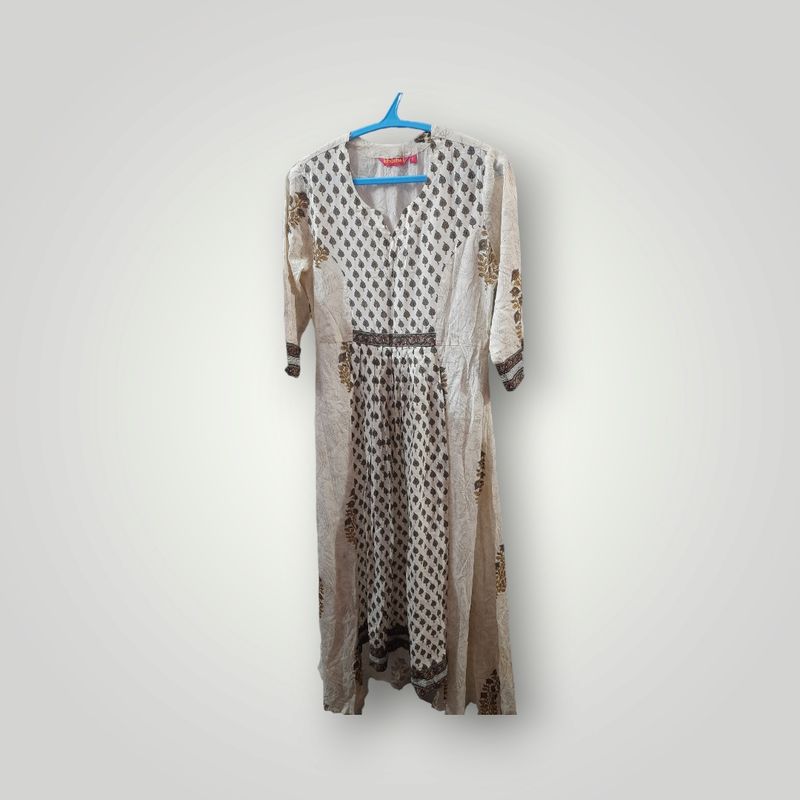Khushal K Women Floral Print Cotton Blend Trail Cut Kurta