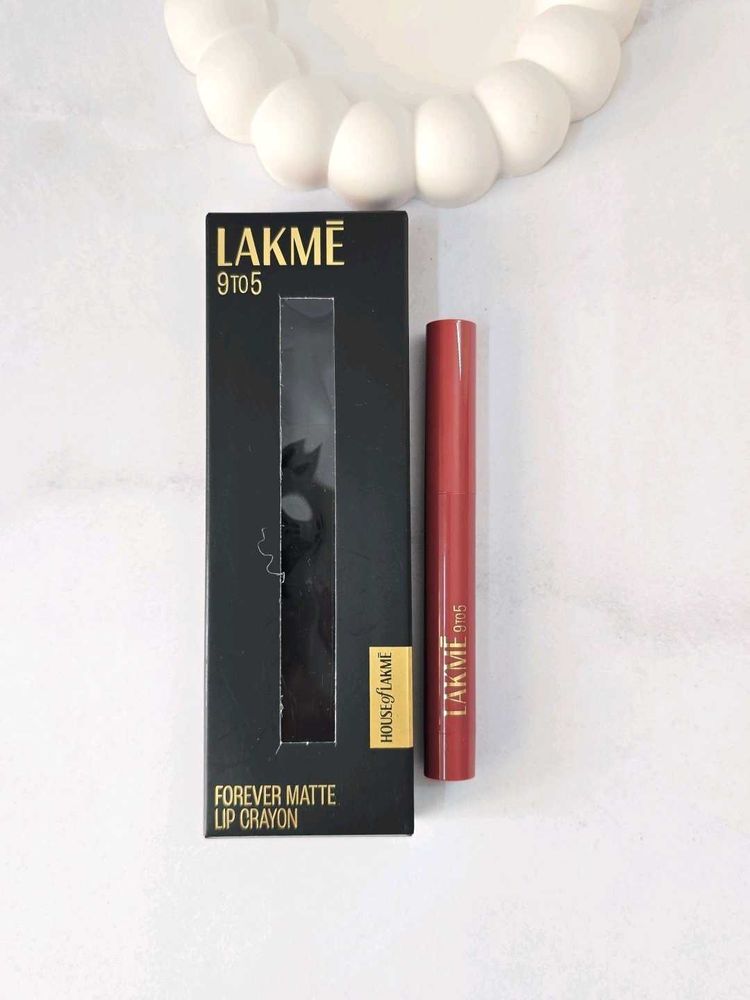 Lakme 9 to 5 Forever Matte Lip Crayon