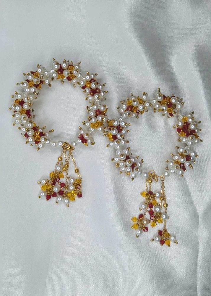 Handmade Pearl &amp; Crystal Gajra Bracelet with earri