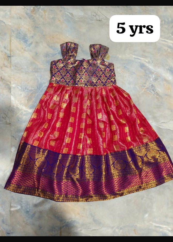 Kids gown