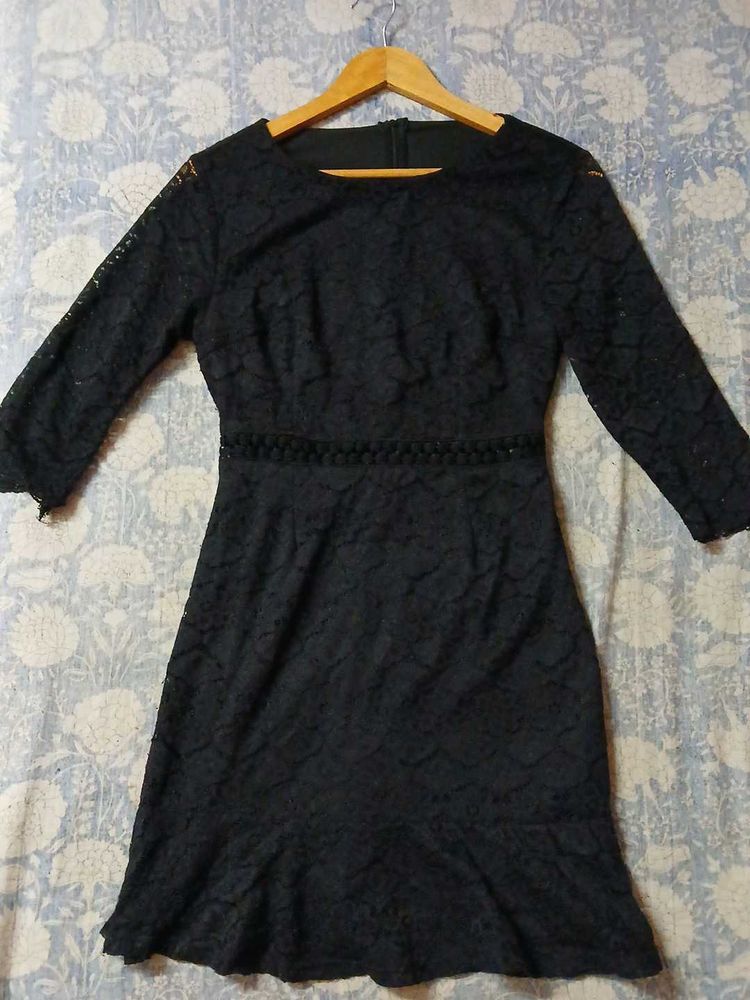 Elegant Black Lace Dress