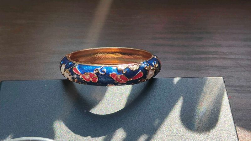 Kashmiri Enamelled Blue Bird Bangle