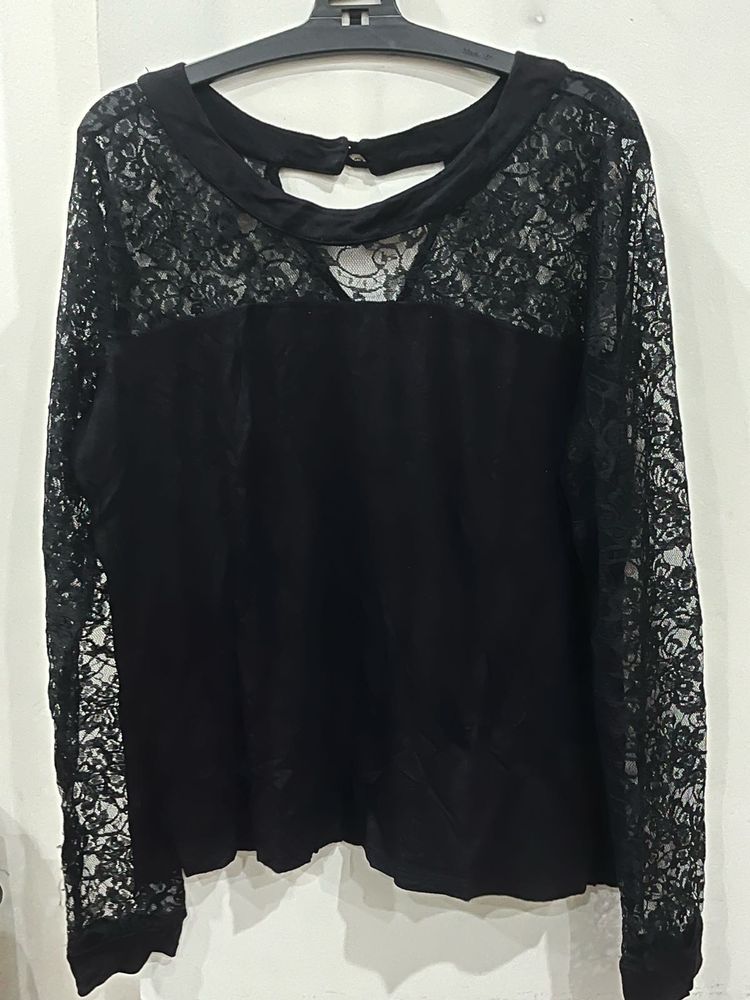Chic Black Lace Sleeve Top