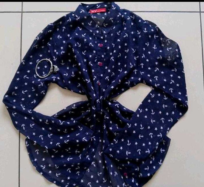 navy blue anchor print top