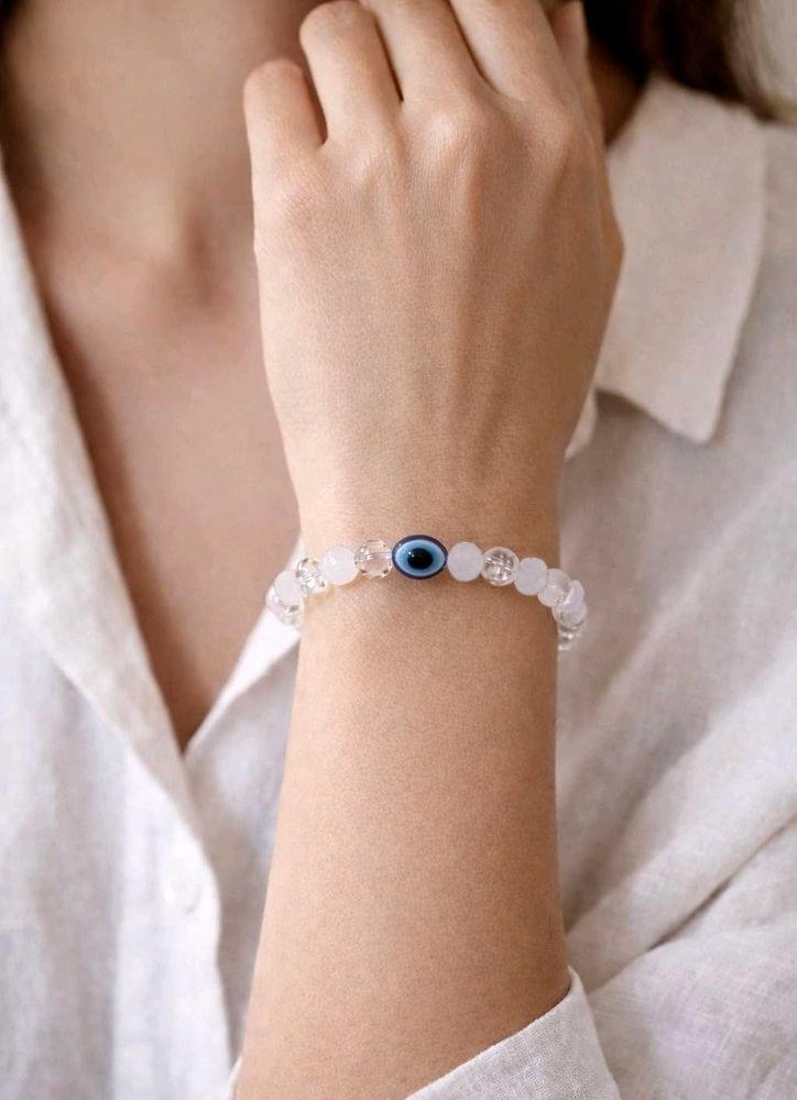 🧿Evil Eye White Beaded Bracelet🤍
