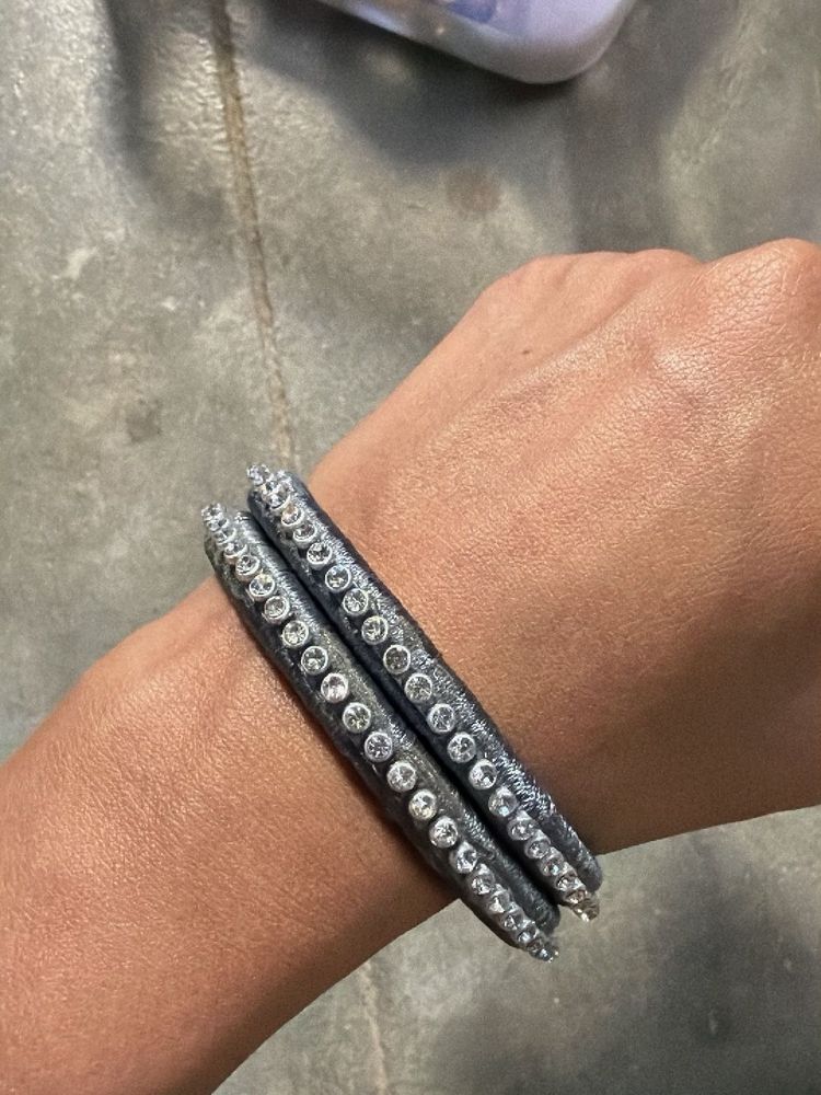 Sparkling Bangle Set