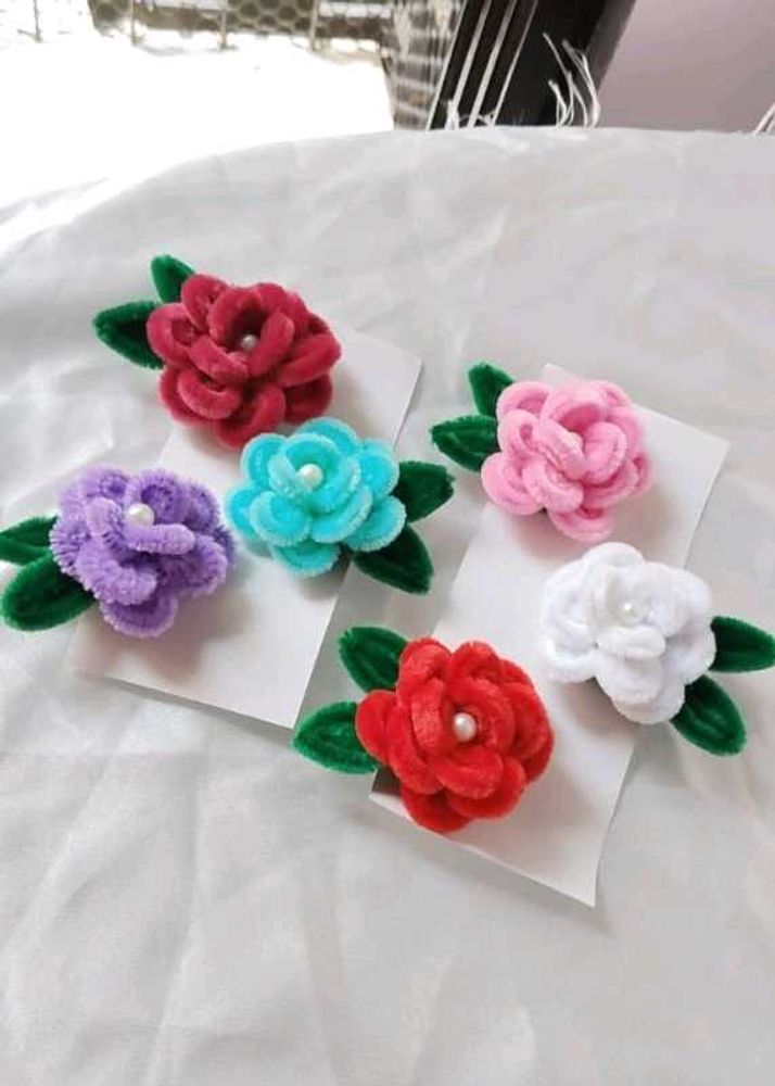 Set of 6 Floral Hair Clips