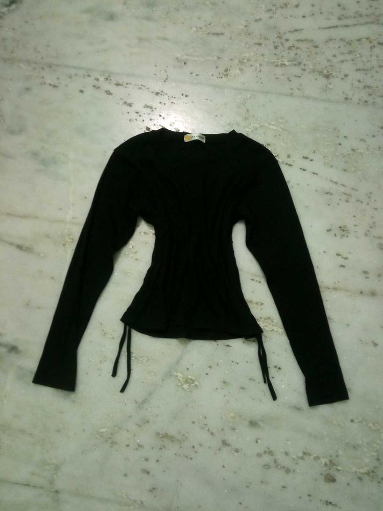 black side drawstring  top 🦋