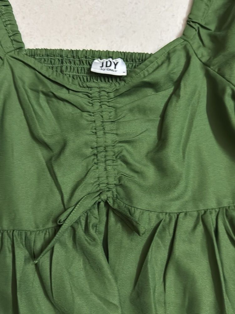 Stylish peplum top