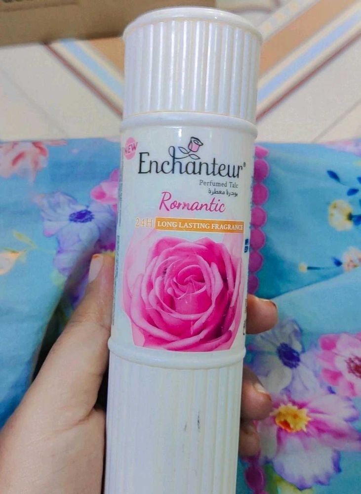 Enchanteur Romantic Perfumed Talc