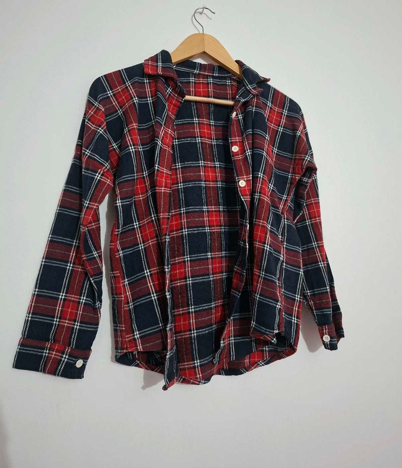 Red &amp; Navy Plaid Button-Up Shirt with inner