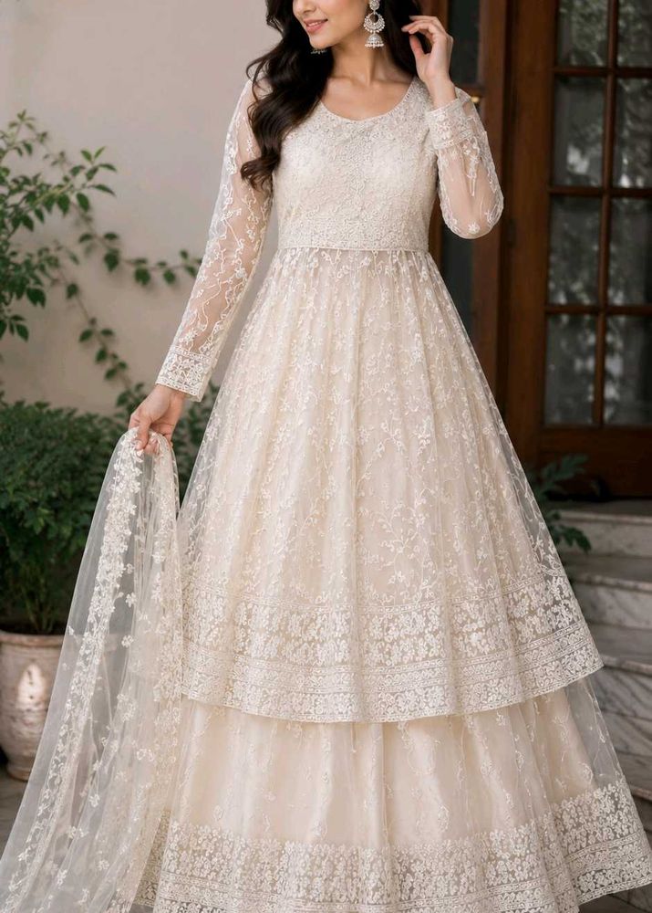 cream ethnic dress for wedding season