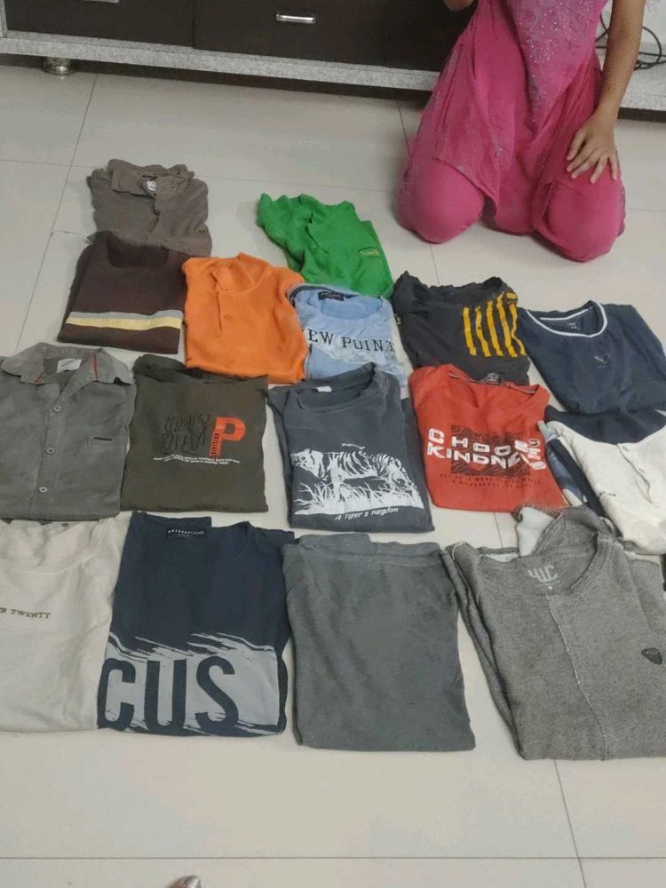 50 per piece Bundle of Men's T-Shirts