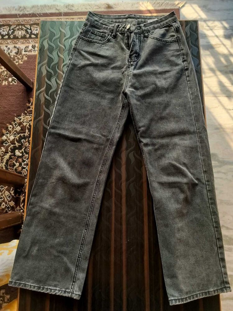 👖🖤🖤🖤🖤🖤👖