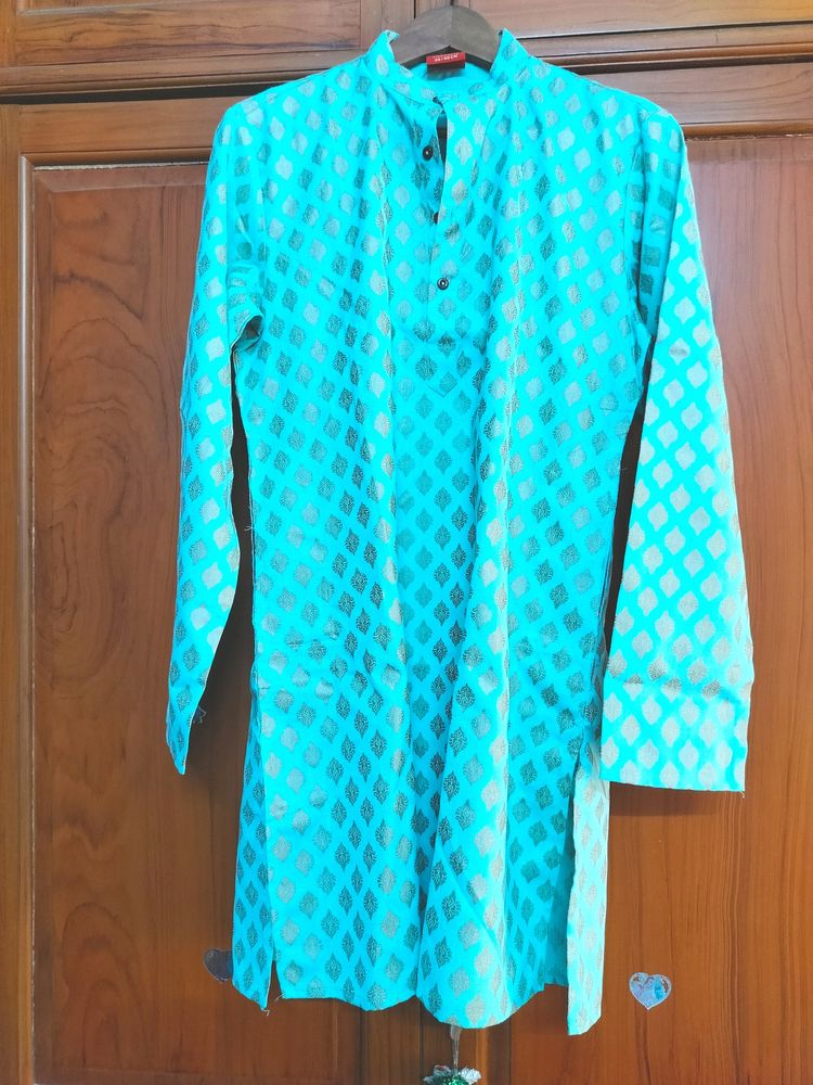Ethnic Wear - Green Silk Fabric Wea