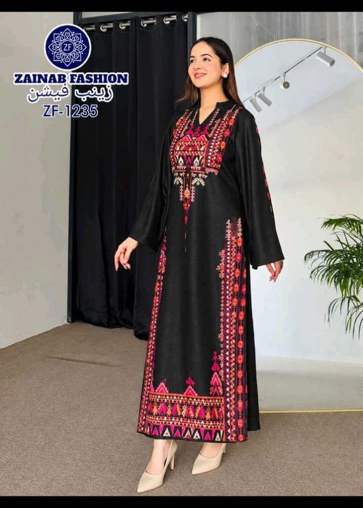 Black Embroidered Kurta