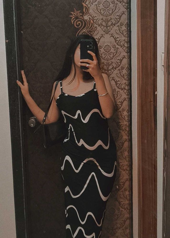 Wavy Print Slip On Newme Dress