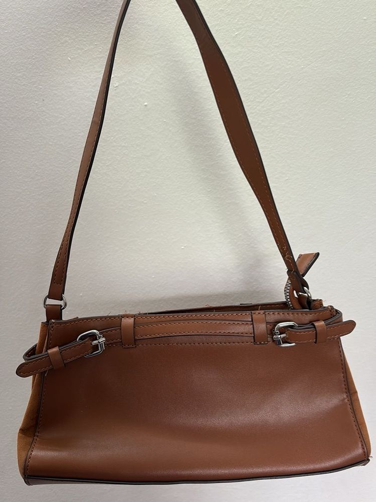Stylish Brown Leather Shoulder Bag