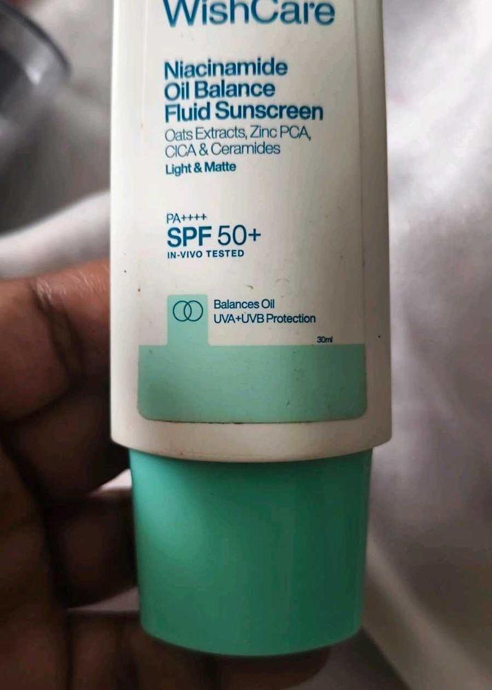 WishCare Niacinamide Oil Balance Sunscreen SPF 50+