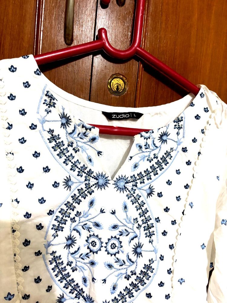 White Embroidered Kurta