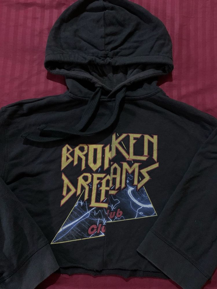 Graphic H&amp;M Crop Hoodie