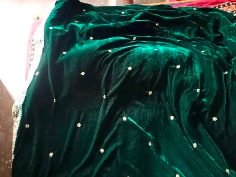 New Without Tags Velvet  Mehndi 💚Saree 👍