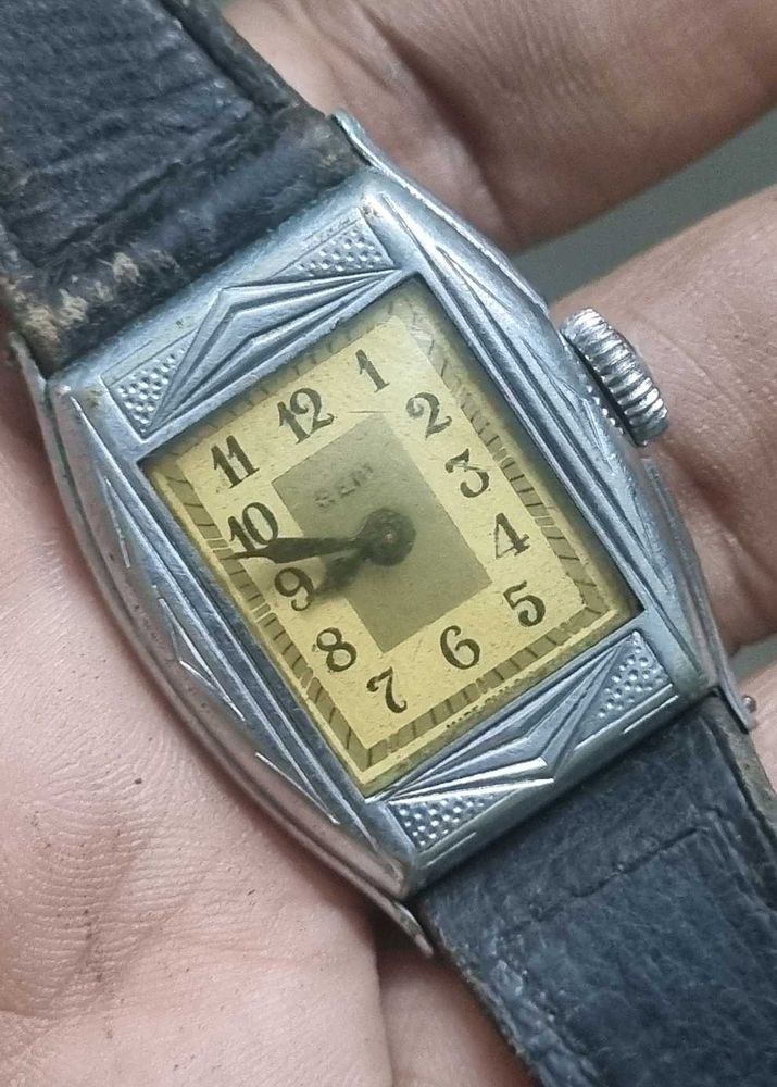 Vintage GEM winding Watch for Collectors