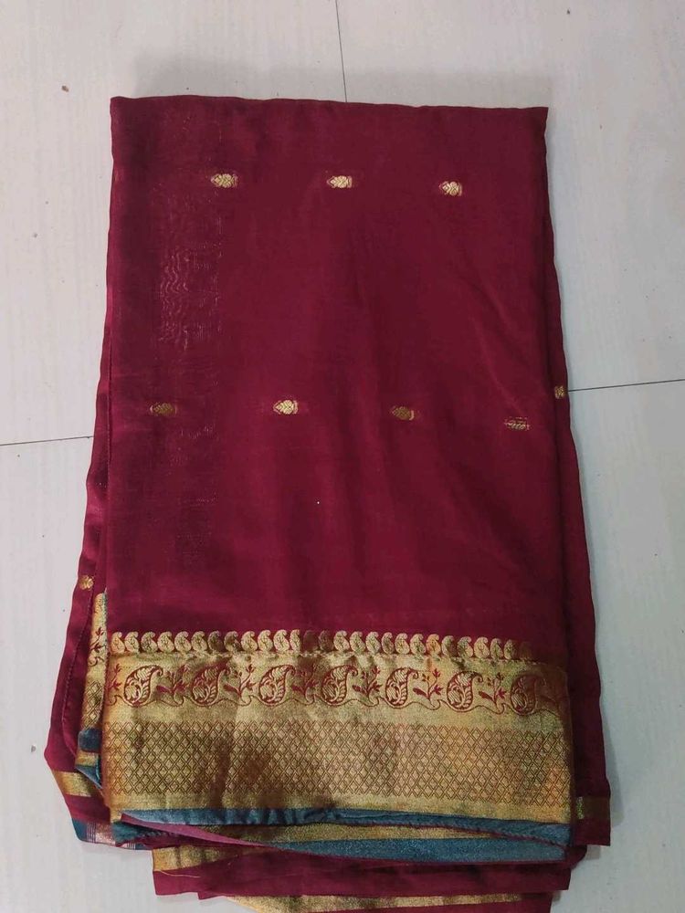 Elegant Maroon Saree with Gold Border