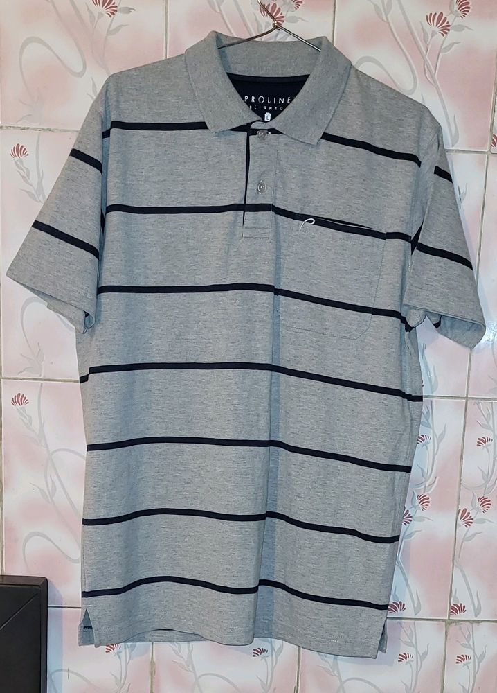 BRANDED GREY &amp; NAVY BLUE T SHIRT