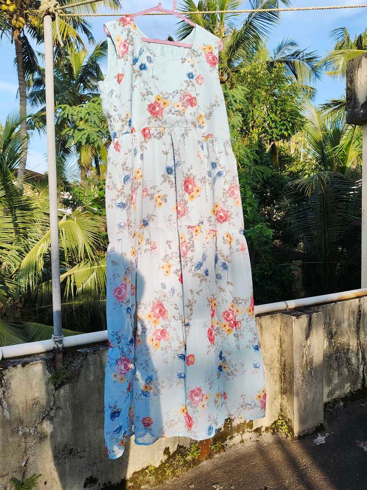 Chic Floral Print Tiered Dress