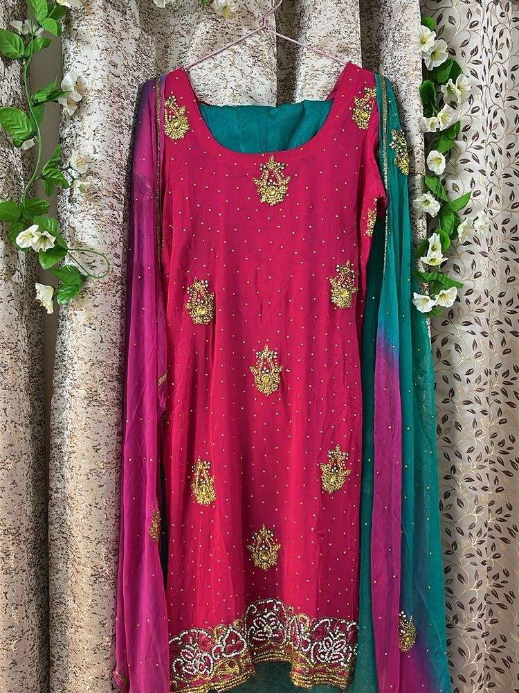 Embellished Magenta Kurta Set with Dupatta