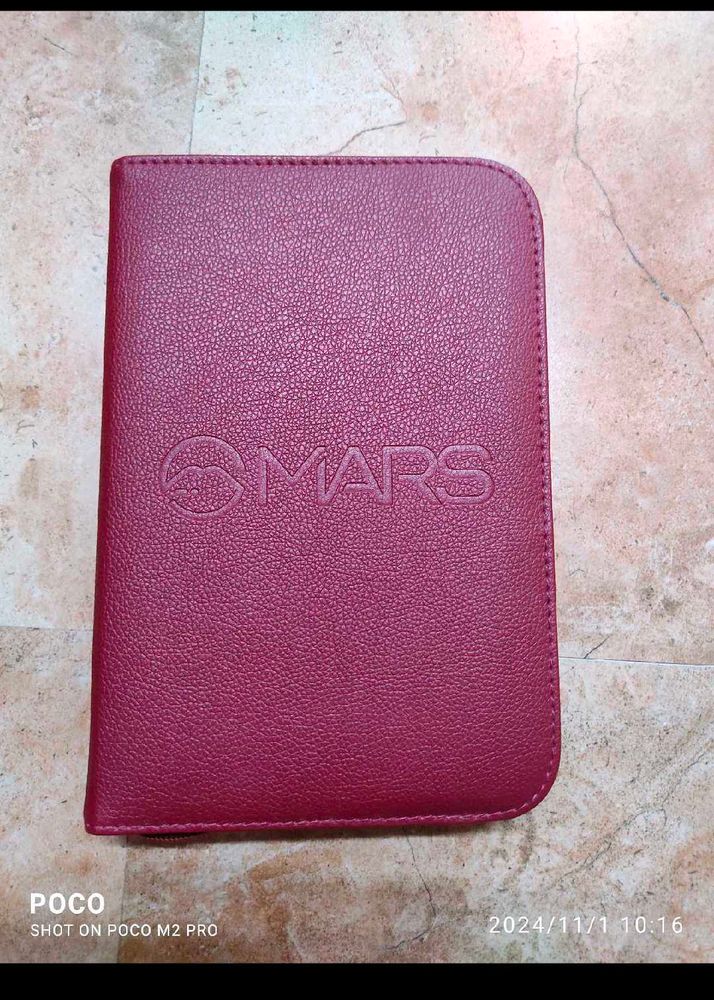 MARS Beauty Case  with brushes