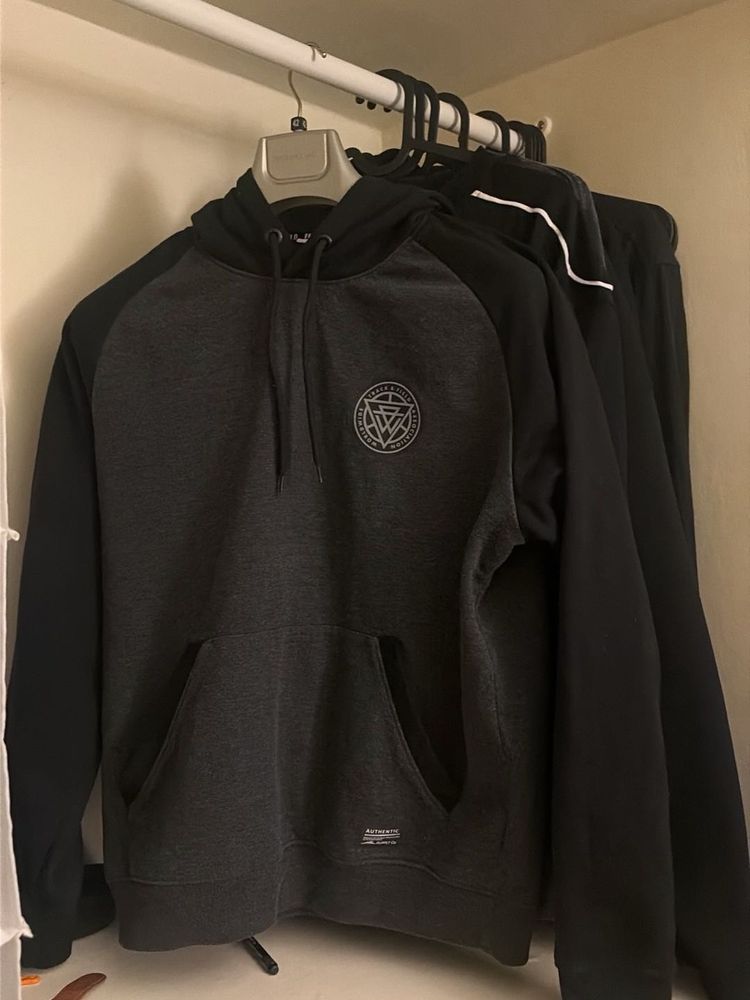 Men's Raglan Sleeve Hoodie