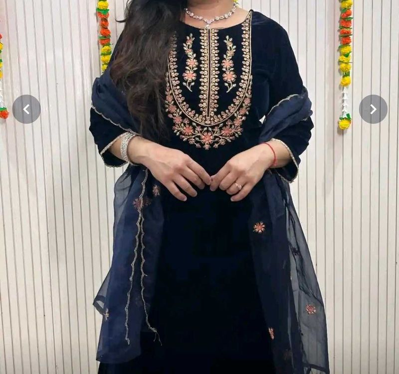 Elegant Navy Blue Velvet Kurta Set fix price