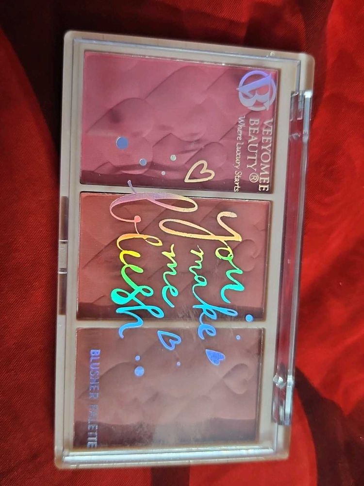 Veeyomee Beauty Blush Palette