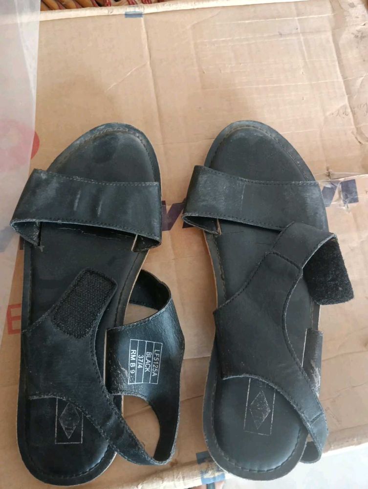 Black Flat Sandals